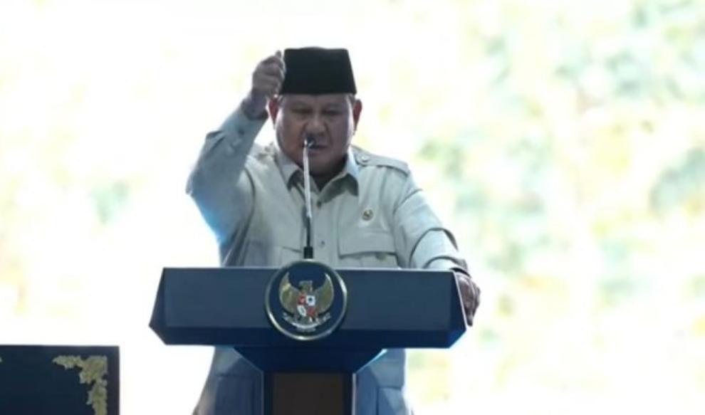 Panen Jagung di Tuban, Presiden Prabowo Ibaratkan Kapolri 'Kapten Kesebelasan' yang Layak Diperpanjang